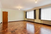 Uitzonderlijk ruim appartement te koop in hartje Kortrijk