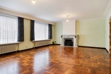 Uitzonderlijk ruim appartement te koop in hartje Kortrijk