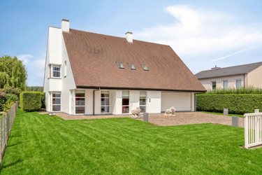 Ruime, mooie woning te koop in Geraardsbergen (Moerbeke)