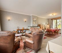Huis te koop in Merksem met tuin en garage