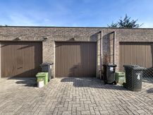 Appartement met 2 slaapkamers, terras en garage in Gooreind