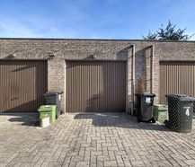 Appartement met 2 slaapkamers, terras en garage in Gooreind