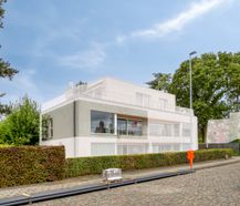 Instapklaar appartement met zonnig terras te koop in Rumbeke