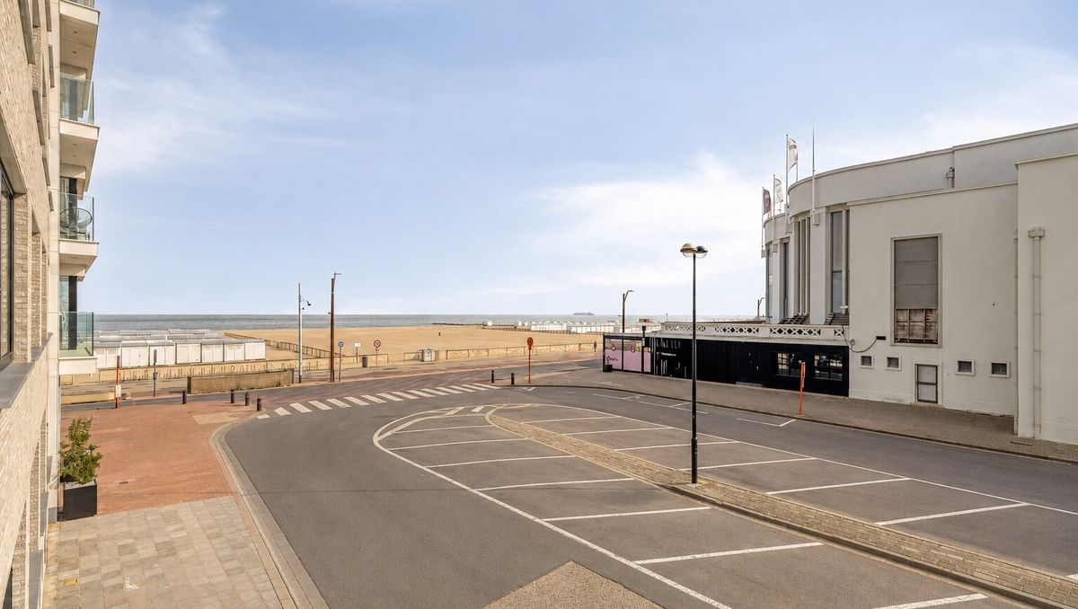 Appartement met zeezicht te koop aan het casino van Knokke