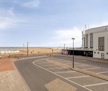 Appartement met zeezicht te koop aan het casino van Knokke