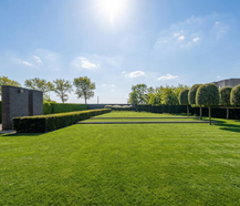 Exclusieve villa op prachtig perceel grond te koop te Leffinge!