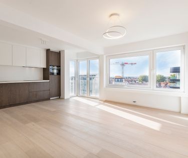 Gerenoveerd appartement met 2 slaapkamers te koop in Heist
