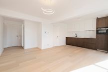 Gerenoveerd appartement met 2 slaapkamers te koop in Heist