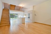 Loftwoning te koop in Roeselare met zongericht terras.