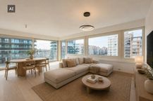 Gerenoveerd appartement met zeezicht te koop in Knokke-Heist
