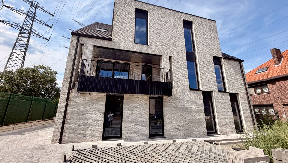 Gelijkvloers nieuwbouw appartement te huur in Genk.