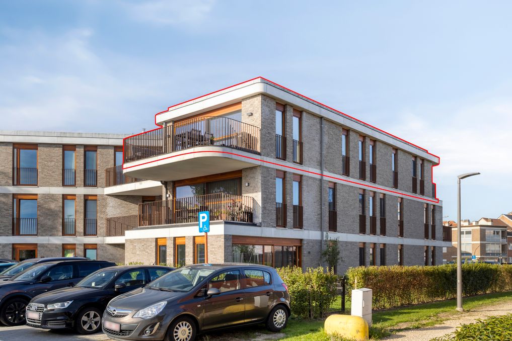 Recent appartement met 3 slaapkamers, terras en staanplaats