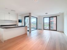 Brussel: 2 slaapkamer appartement + terras - Tour & Taxis