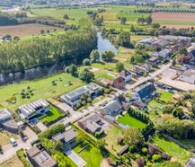 Alleenstaand huis op prachtig stuk grond van 1.037m² in Dentergem