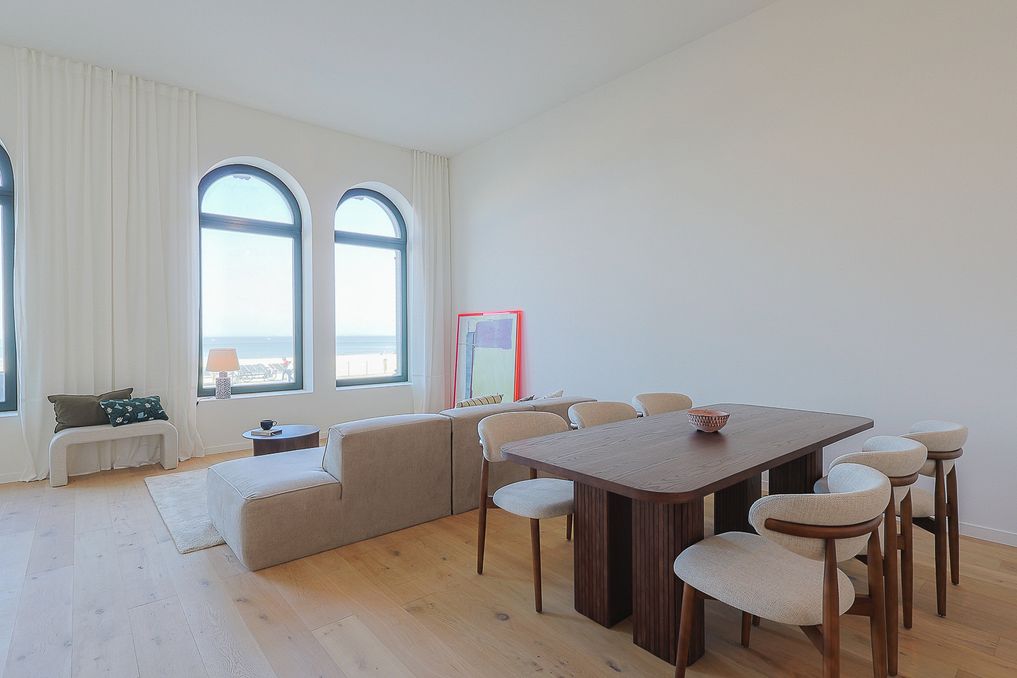 TROON 17 te Oostende