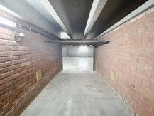 Garage for rent in Strombeek
