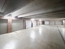 Garage for rent in Strombeek