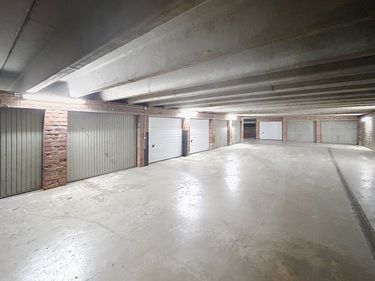 Garage for rent in Strombeek