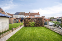 Maison avec garage intérieur à vendre au cœur de Harelbeke