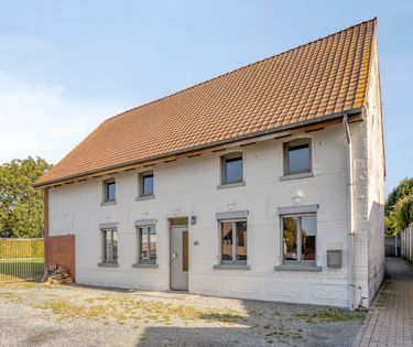 Gezellige woning (4 slpk.; EPC 'C') met ZO-georiënteerde, groene tuin.