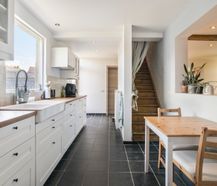 Gezellige woning (4 slpk.; EPC 'C') met ZO-georiënteerde, groene tuin.