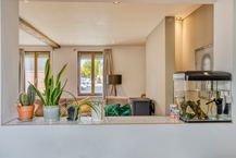 Gezellige woning (4 slpk.; EPC 'C') met ZO-georiënteerde, groene tuin.