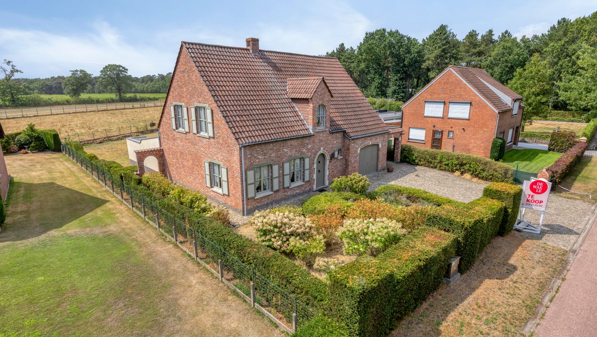 huis op 965 m² grond te koop in Kasterlee