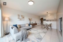 Appartement de 2 chambres prêt à emménager avec vue latérale sur la mer !