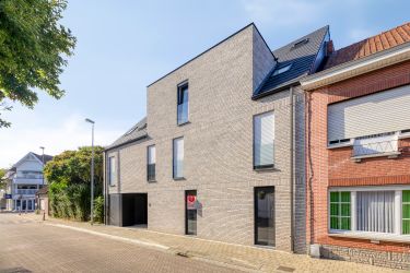 Nieuwbouwappartement met 3 kamers te koop in Waregem