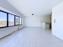 Appartement met 2 slaapkamers te koop aan station in Eeklo