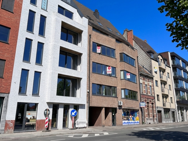Appartement met 2 slaapkamers te koop aan station in Eeklo