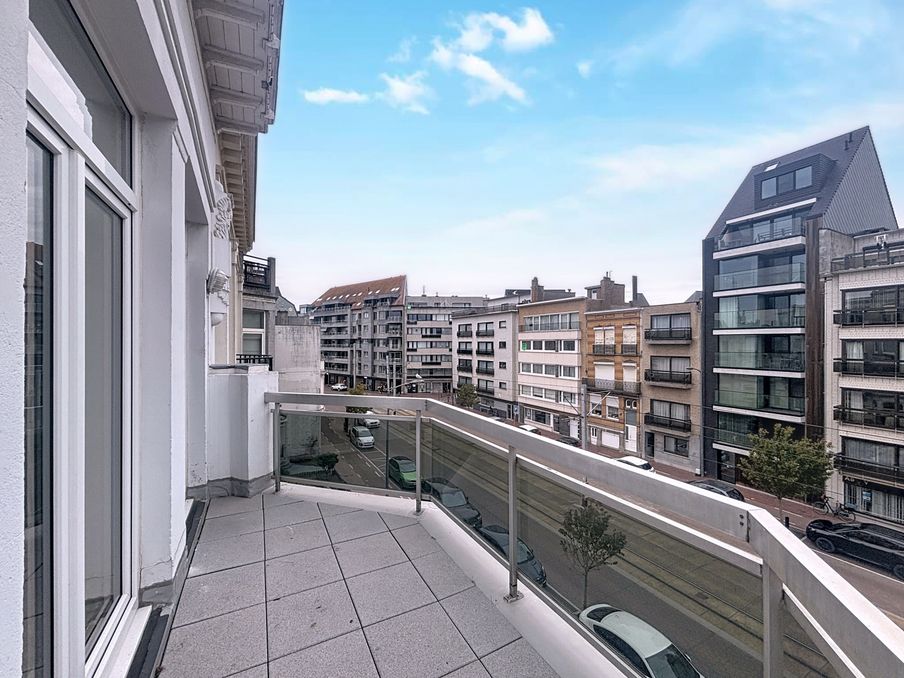 Op te frissen appartement te koop te Blankenberge