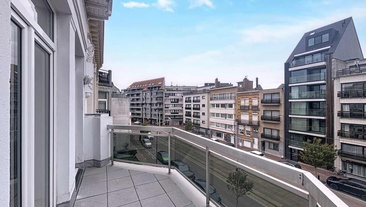 Op te frissen appartement te koop te Blankenberge