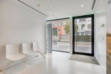 Verhuurde opbrengsteigendom met handelsruimte en duplex 