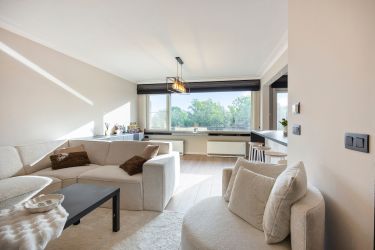 Gerenoveerd appartement te koop in Burcht