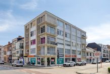 Te huur handelspand op commerciële ligging Gistelse Steenweg