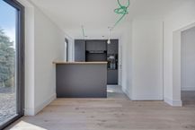 Volledig gerenoveerde halfopen woning in hartje Ertvelde