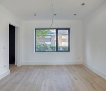 Volledig gerenoveerde halfopen woning in hartje Ertvelde