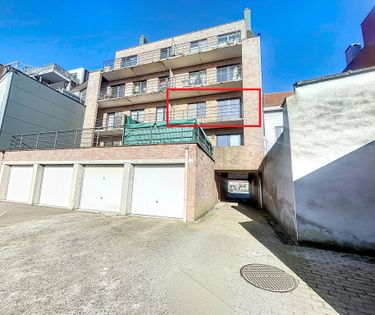 Appartement met 2 slaapkamers en terras aan station Eeklo
