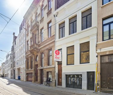 Charmant herenhuis te koop aan het Groen Kwartier in Antwerpen