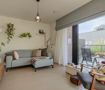 Lichtrijk appartement met één slaapkamer en zonnige stadstuin