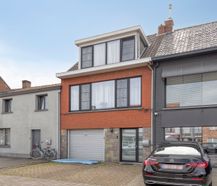 Bel-etage met leuke tuin te koop in Gooreind!
