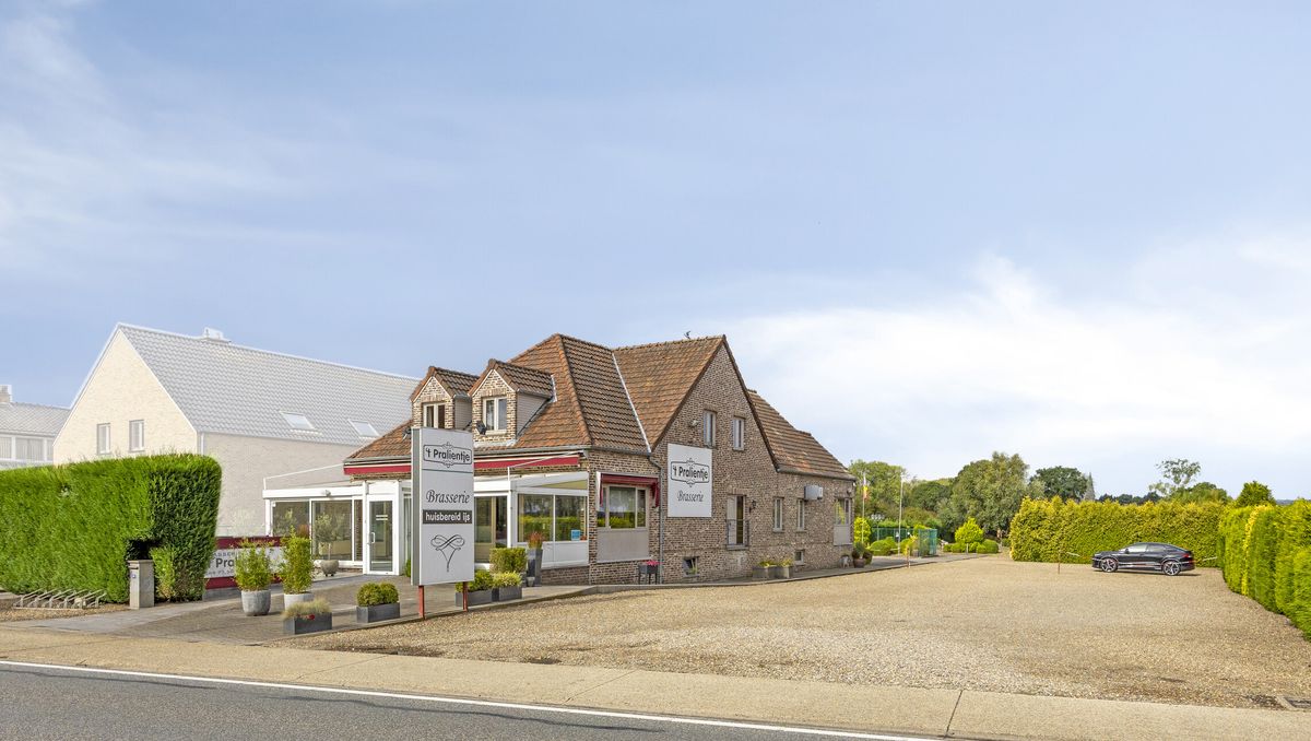 Propriété commerciale avec résidence sur un terrain en projet (38a) à Maasmechelen