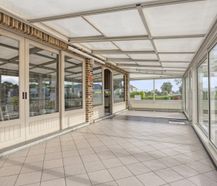 Propriété commerciale avec résidence sur un terrain en projet (38a) à Maasmechelen