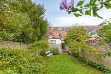 Huis te koop met veel mogelijkheden en tuin te Gentbrugge 