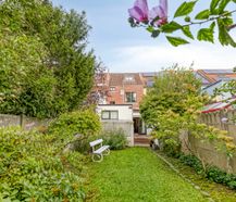Huis te koop met veel mogelijkheden en tuin te Gentbrugge
