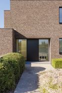 Exclusieve villa met zwembad en paardenstallen in Heule!