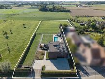 Exclusieve villa met zwembad en paardenstallen in Heule!