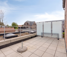 Instapklaar appartement met zuidgericht terras nabij centrum Diepenbeek