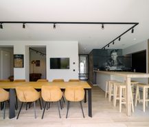Exclusieve woning met zwembad in Lo-Reninge.